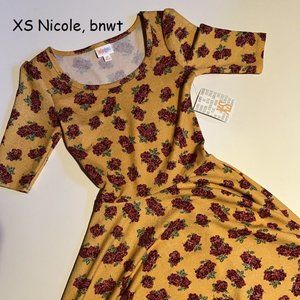 XS Lularoe Nicole dress, apricot yellow with red roses